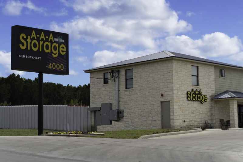 drive-up self storage facilities in Austin